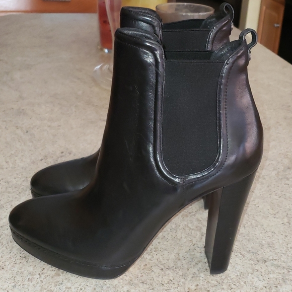 KORS made in Italy real leather platform booties - Picture 2 of 11